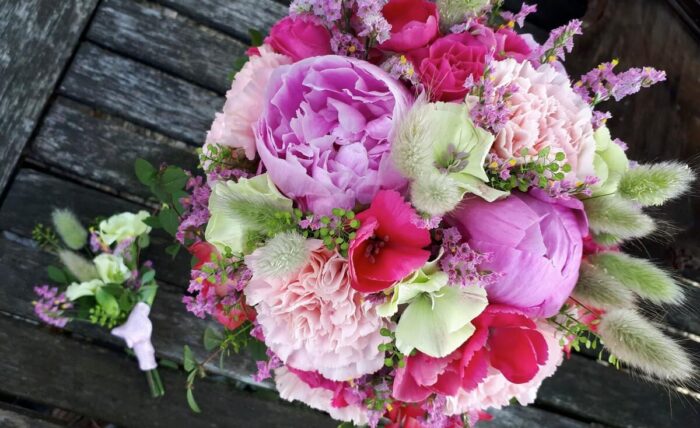 Le Tri Fleuri - Galerie photo - Bouquets de mariée et boutonnières