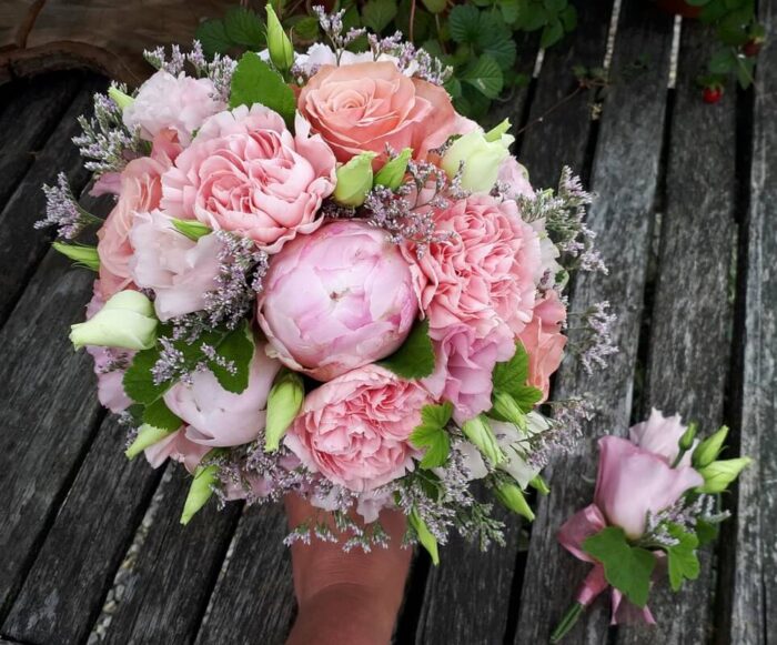 Le Tri Fleuri - Galerie photo - Bouquets de mariée et boutonnières